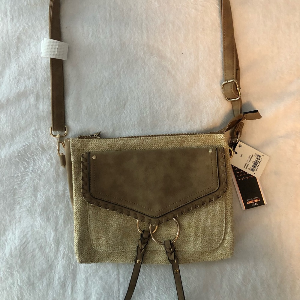 VR NYC Nat straw/suede crossbody; NWT